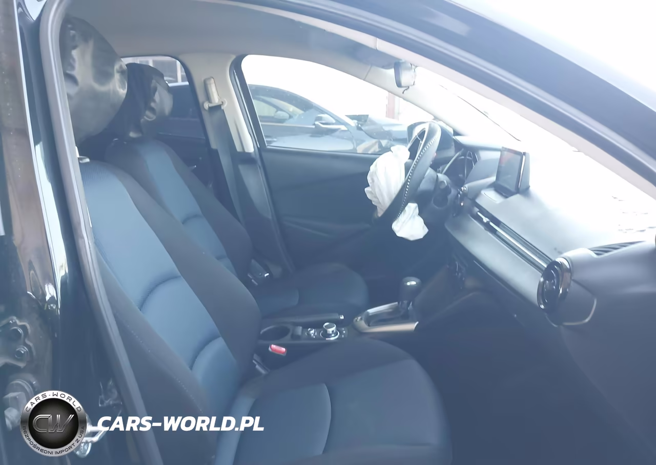 2019 Toyota Yaris L VIN:3MYDLBYVXKY521435 - 5