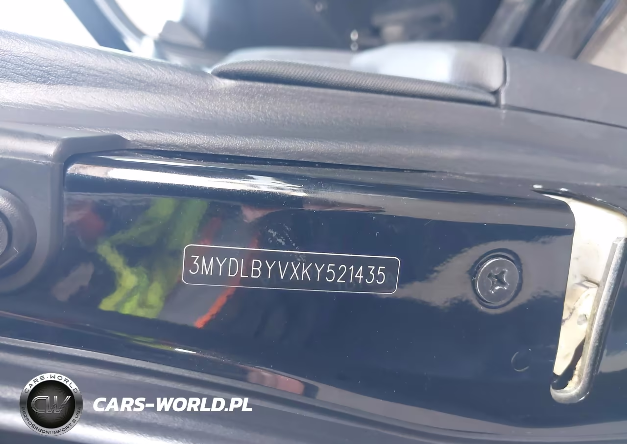 2019 Toyota Yaris L VIN:3MYDLBYVXKY521435 - 9