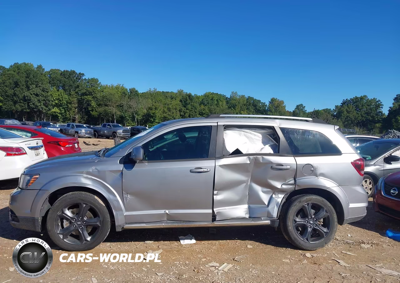 2020 Dodge Journey Crossroad VIN:3C4PDCGB6LT248417 - 14