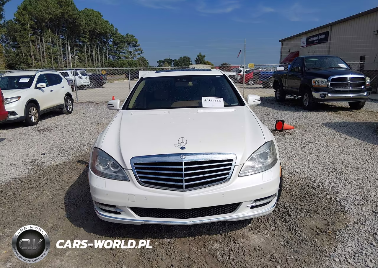 2010 Mercedes-Benz S 550 4Matic VIN:WDDNG8GB2AA326455 - 17