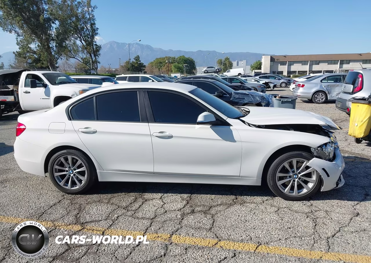 2017 BMW 320I VIN:WBA8A9C53HK619894 - 15