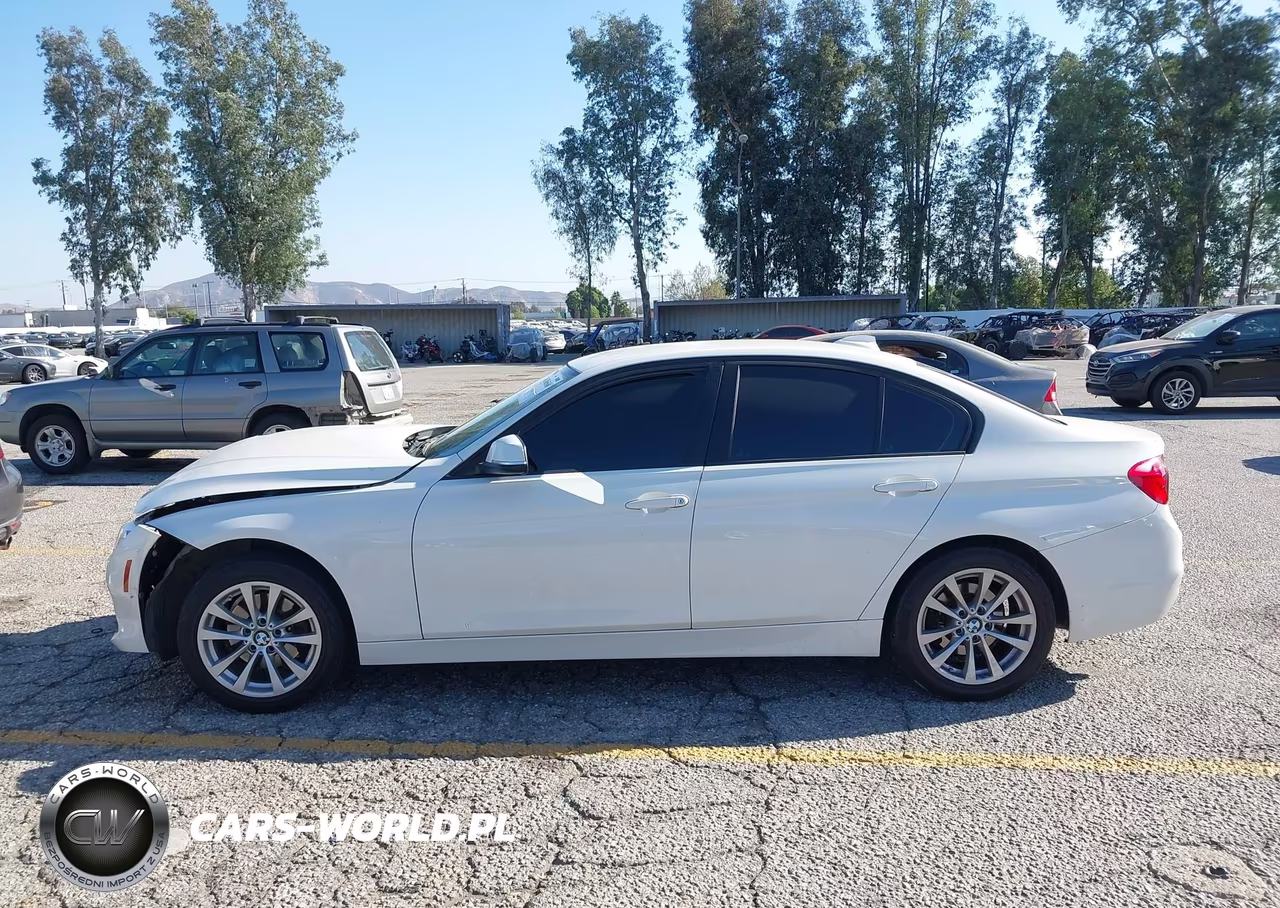 2017 BMW 320I VIN:WBA8A9C53HK619894 - 16