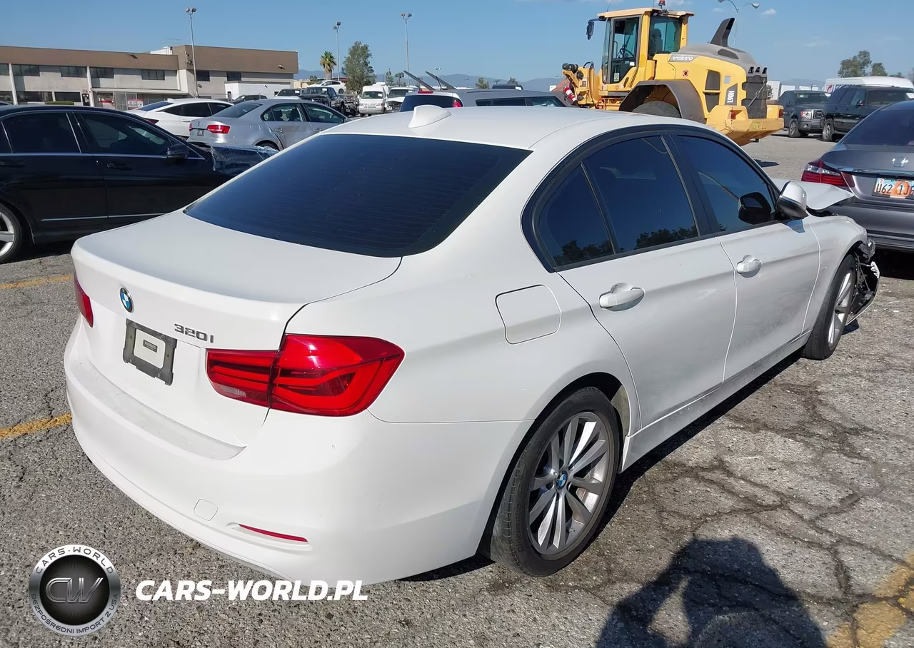 2017 BMW 320I VIN:WBA8A9C53HK619894 - 4