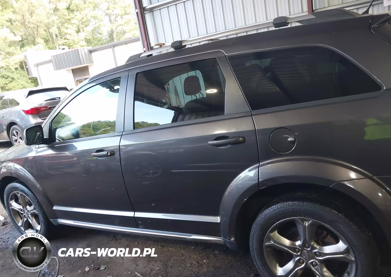 2017 Dodge Journey Crossroad Plus VIN:3C4PDCGG0HT599682 - 14