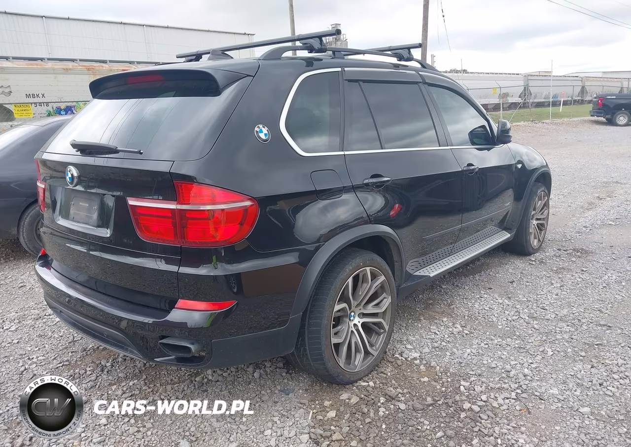 2011 BMW X5 xDrive50I VIN:5UXZV8C54BLL67885 - 4