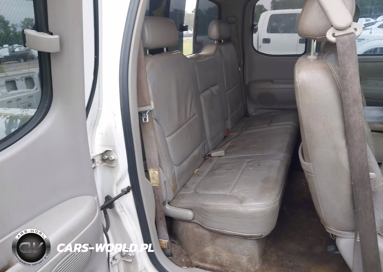 2000 Toyota Tundra Ltd V8 VIN:5TBRT3814YS052102 - 8