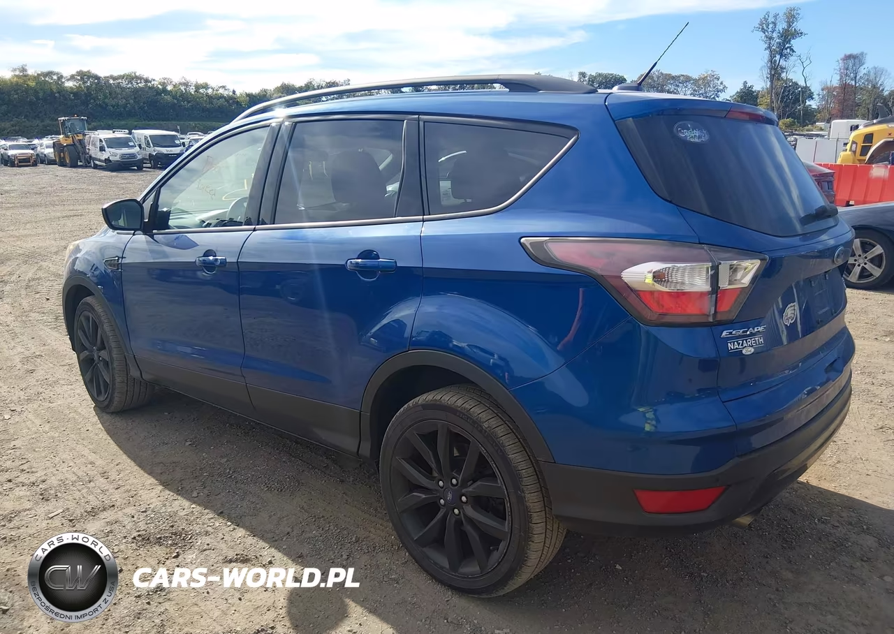 2017 Ford Escape Se VIN:1FMCU9GD6HUB35143 - 3