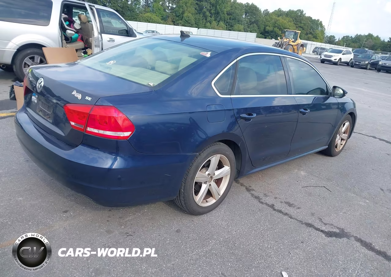 2012 Volkswagen Passat 2.5L Se VIN:1VWBP7A35CC018452 - 4