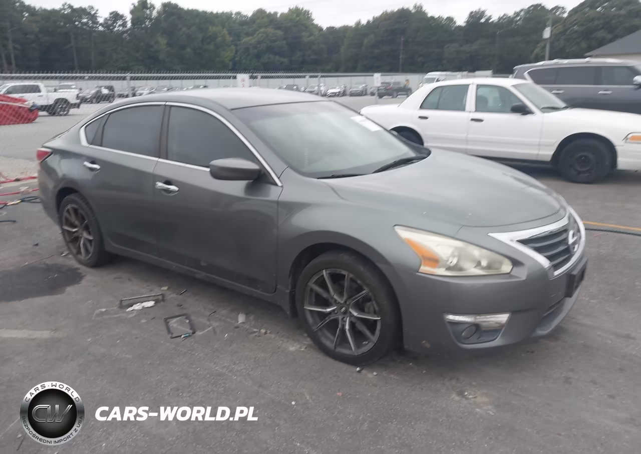 2014 Nissan Altima 2.5 S – zdjęcie 1 z 11