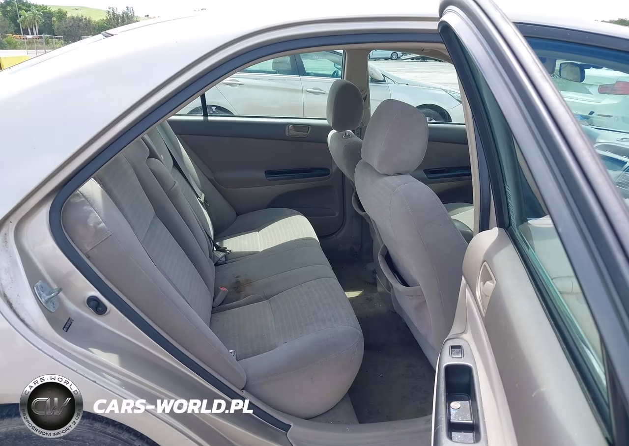 2005 Toyota Camry Le VIN:4T1BE32K25U511103 - 8