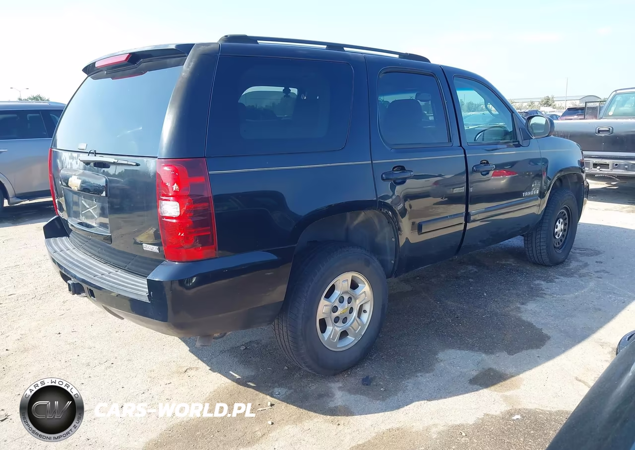 2007 Chevrolet Tahoe Lt VIN:1GNFK130X7J268362 - 4
