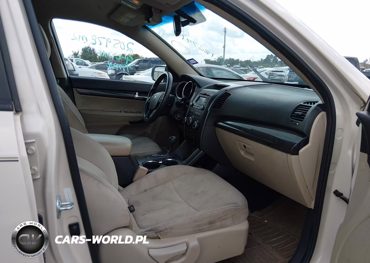 2012 Kia Sorento Lx VIN:5XYKT3A67CG205978 - 5