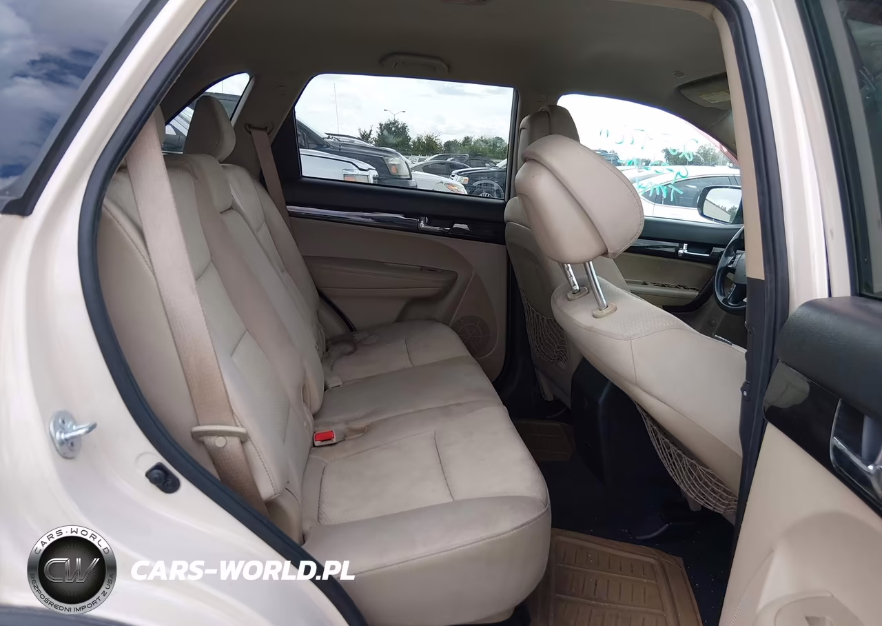 2012 Kia Sorento Lx VIN:5XYKT3A67CG205978 - 8