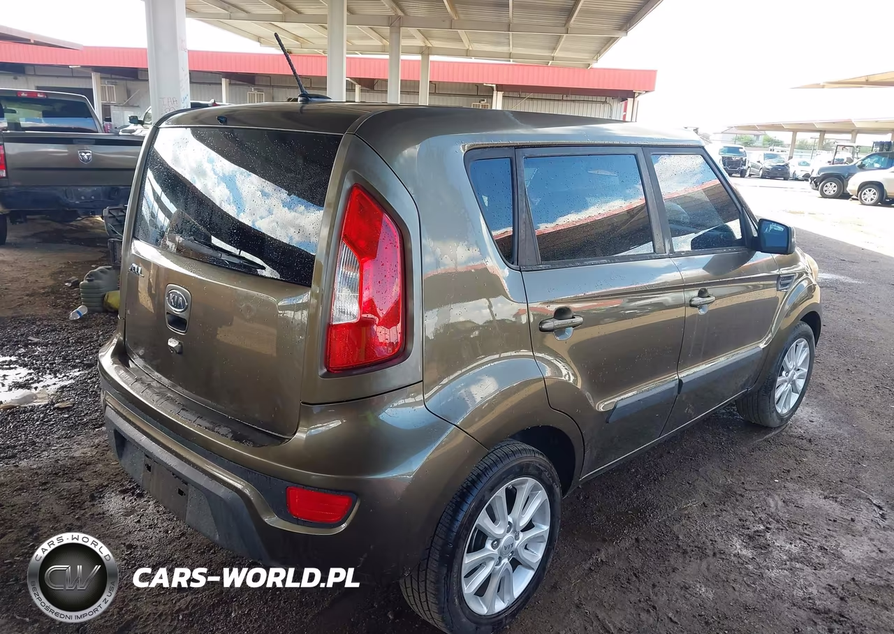 2012 Kia Soul + VIN:KNDJT2A65C7451334 - 4