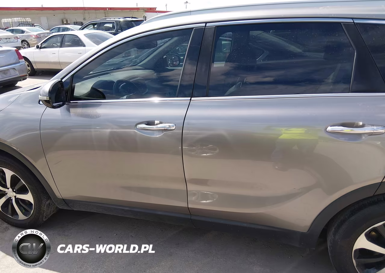 2016 Kia Sorento 3.3L Ex VIN:5XYPH4A56GG040967 - 16