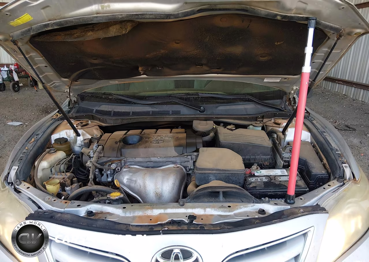 2010 Toyota Camry Le VIN:4T1BF3EK3AU085134 - 10