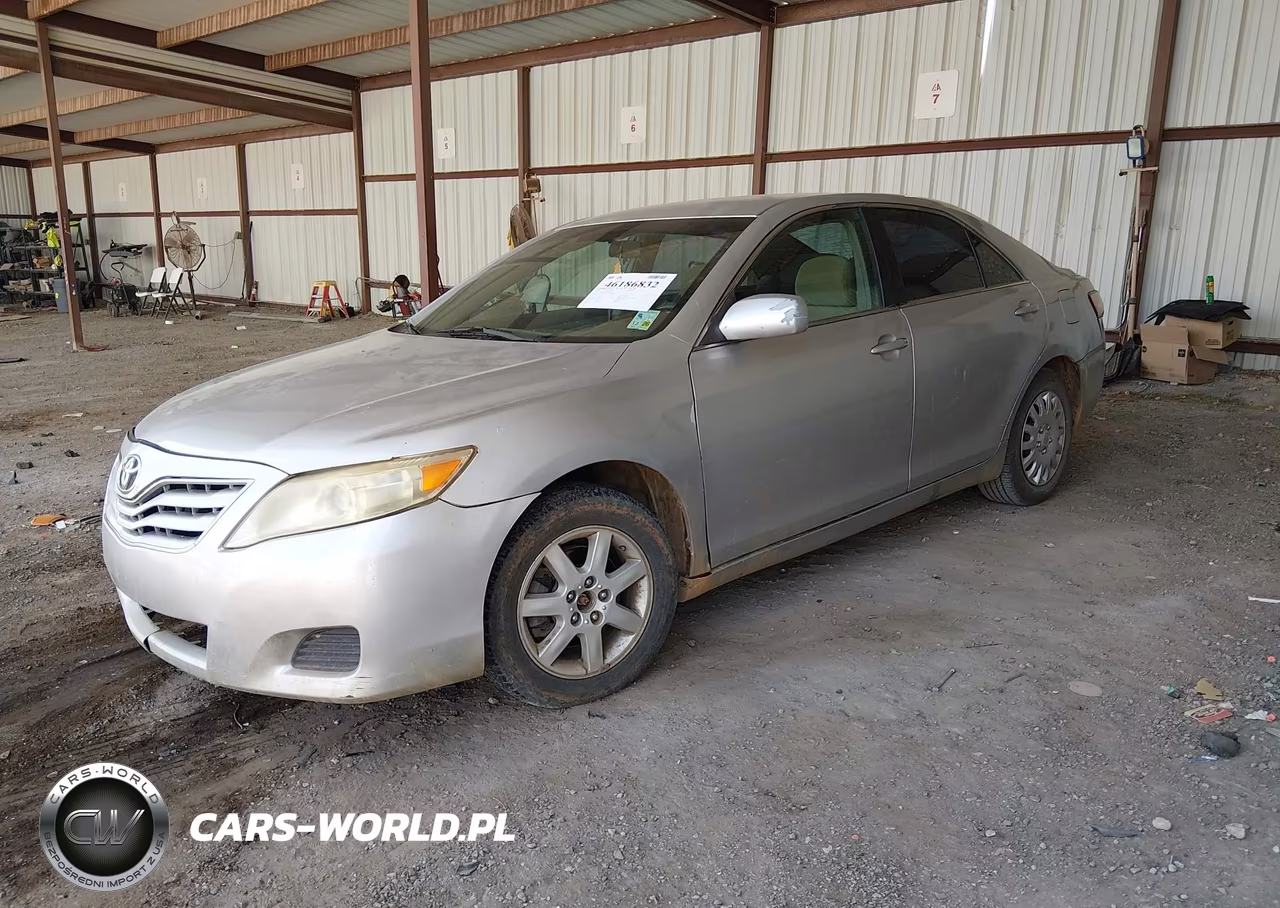 2010 Toyota Camry Le VIN:4T1BF3EK3AU085134 - 2