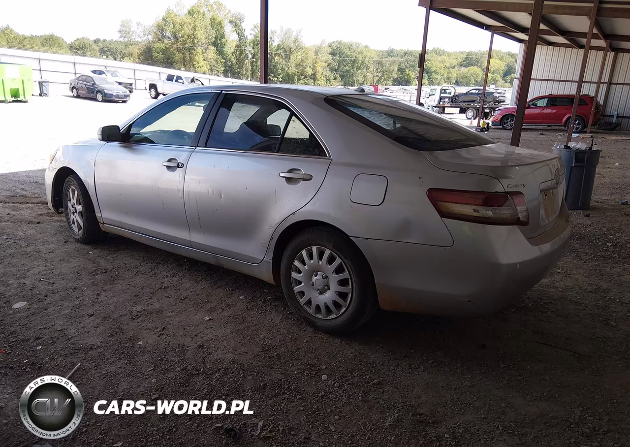 2010 Toyota Camry Le VIN:4T1BF3EK3AU085134 - 3