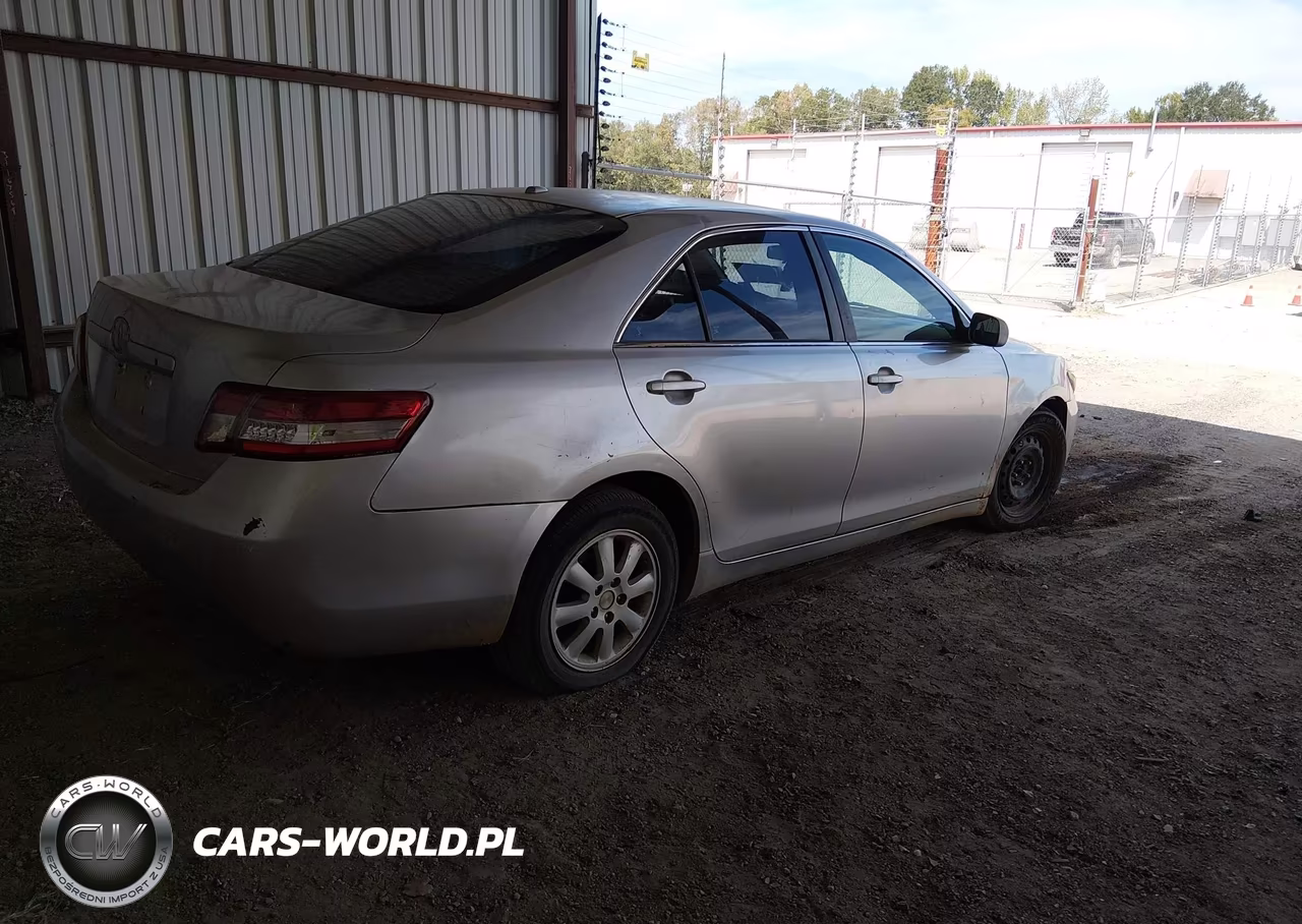 2010 Toyota Camry Le VIN:4T1BF3EK3AU085134 - 4