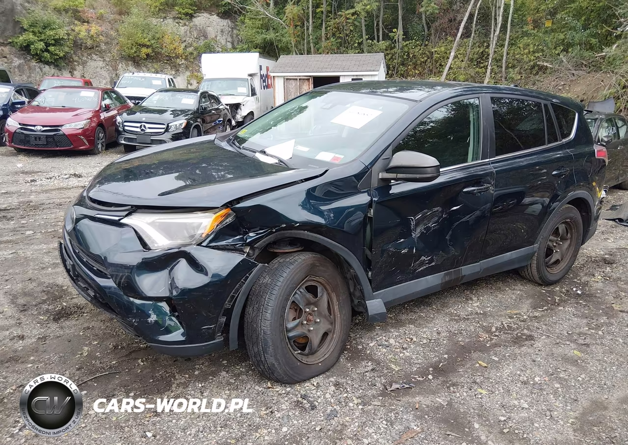 2018 Toyota Rav4 Le VIN:2T3BFREV1JW836140 - 2