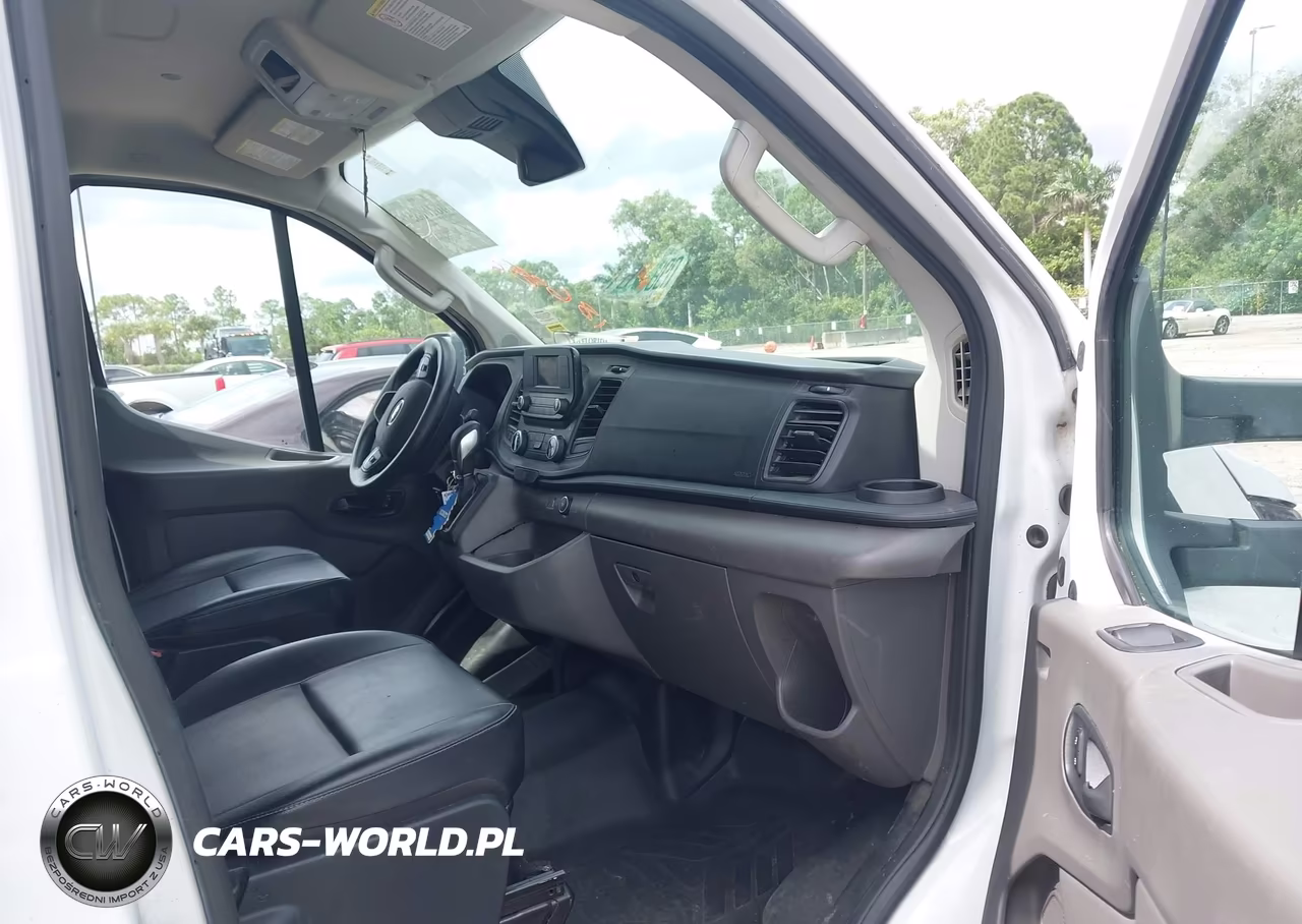2022 Ford Transit-250 VIN:1FTBR1Y8XNKA08410 - 5
