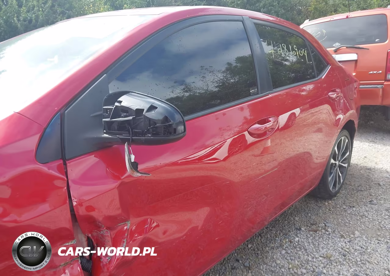 2019 Toyota Corolla Se VIN:2T1BURHE0KC128815 - 17
