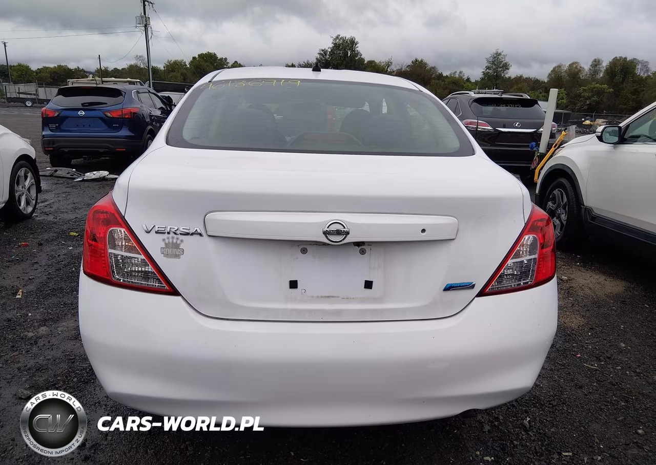 2013 Nissan Versa S VIN:3N1CN7AP5DL829564 - 17