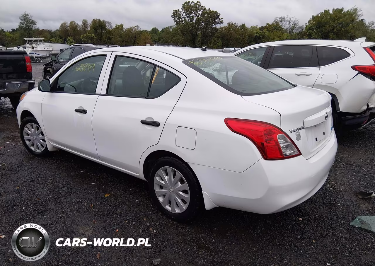 2013 Nissan Versa S VIN:3N1CN7AP5DL829564 - 3