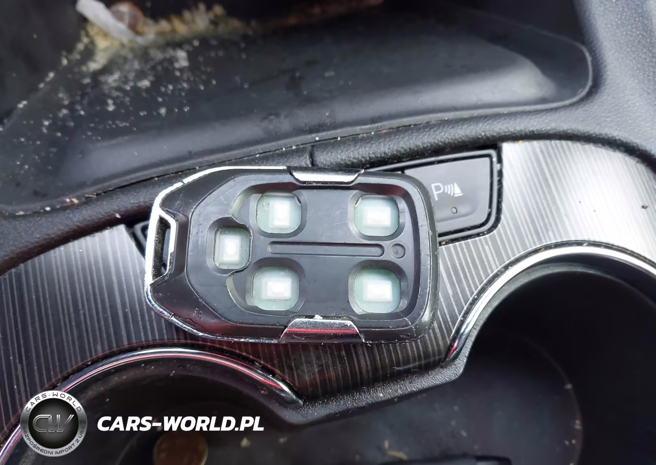 GMC ACADIA SLT VIN:1GKKNUL46PZ141245 - 11