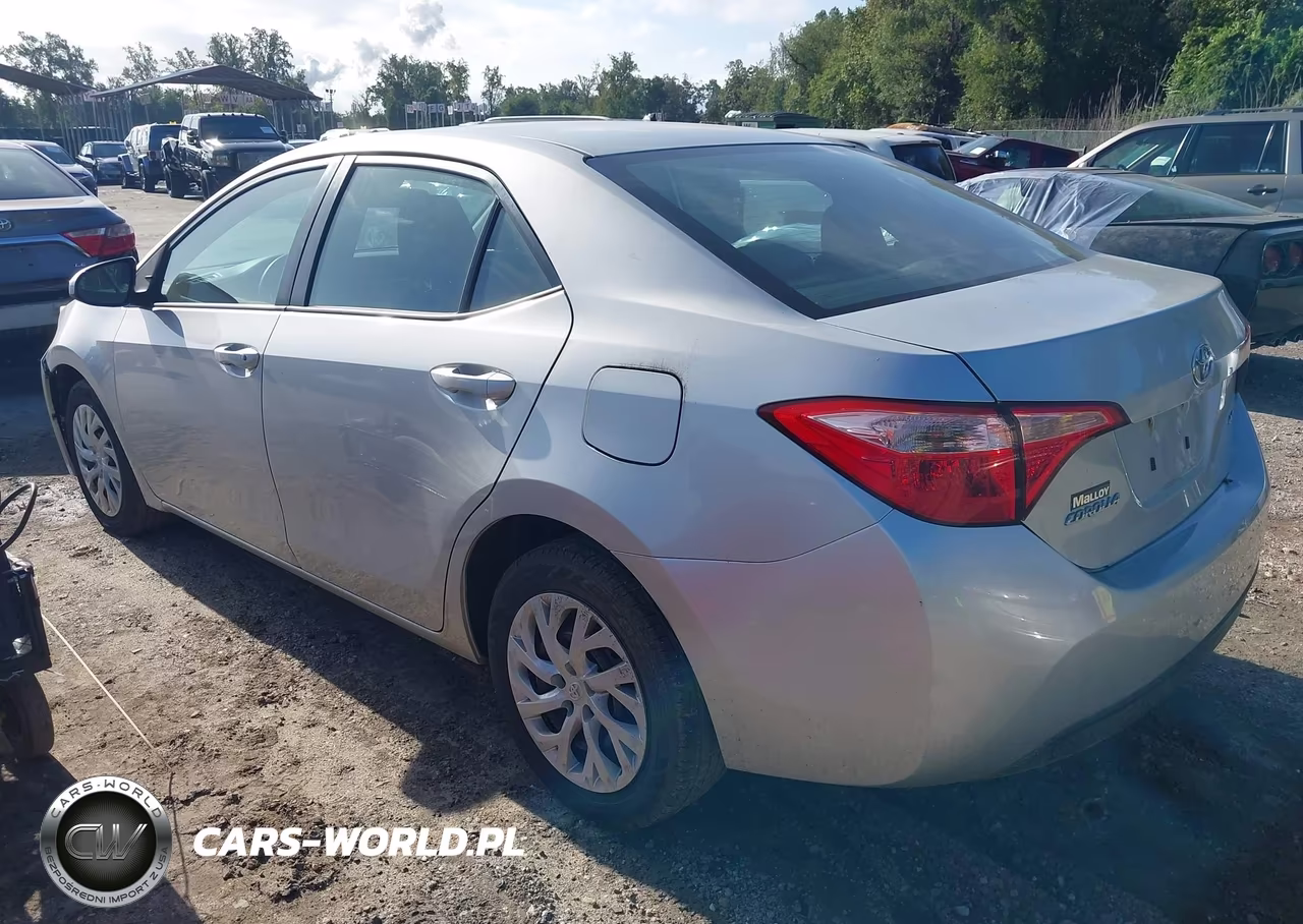 2019 Toyota Corolla Le VIN:5YFBURHE7KP874016 - 3