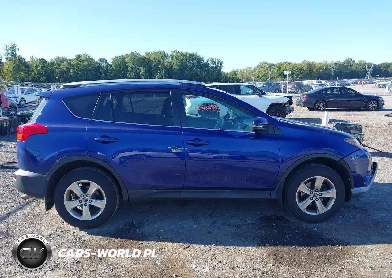 2015 Toyota Rav4 Xle VIN:2T3RFREV1FW299307 - 13