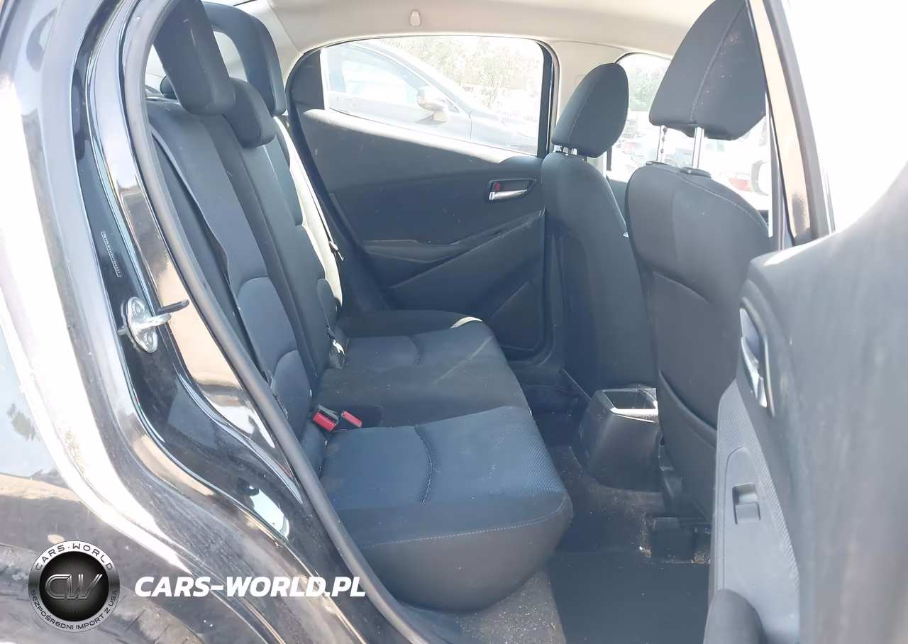 2017 Toyota Yaris Ia VIN:3MYDLBYVXHY154237 - 8