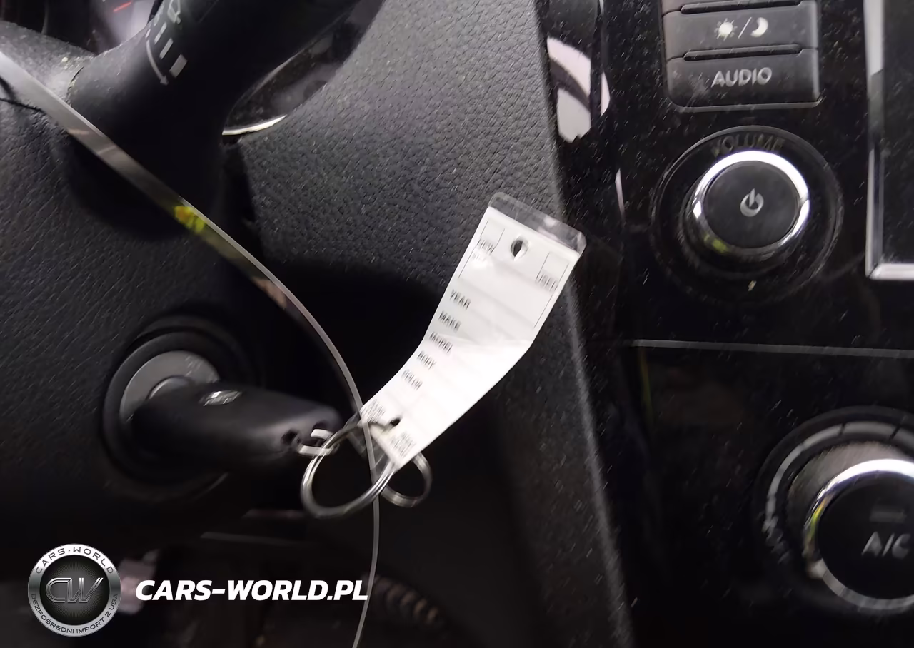 2019 Nissan Rogue Sport S VIN:JN1BJ1CP7KW241772 - 11