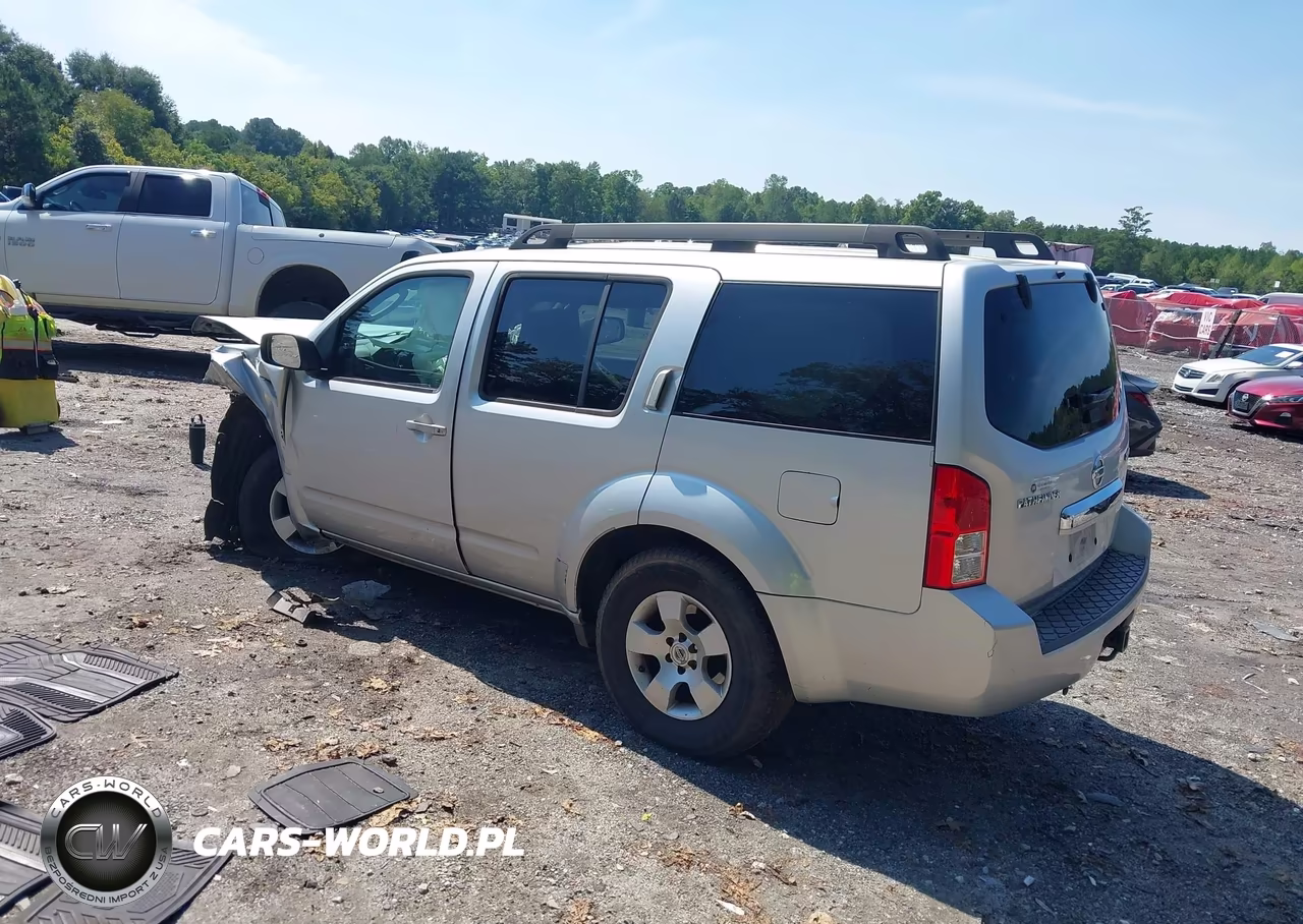 2011 Nissan Pathfinder S VIN:5N1AR1NN2BC602304 - 3