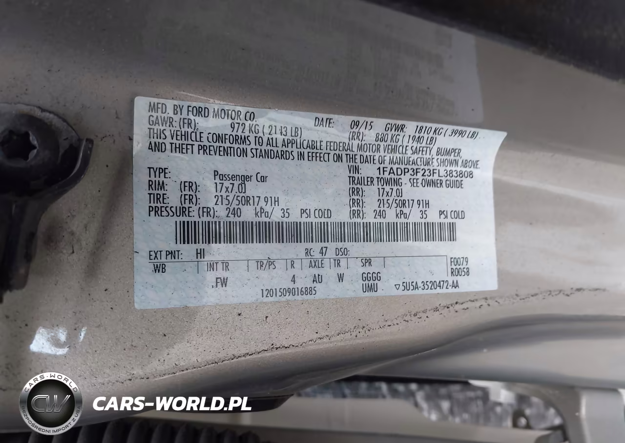 2015 Ford Focus Se VIN:1FADP3F23FL383808 - 9