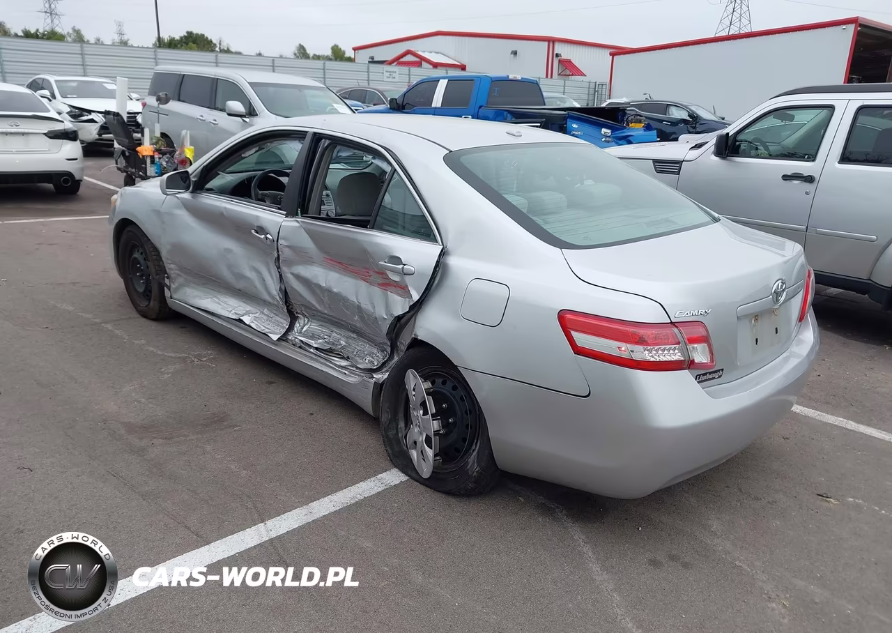 2010 Toyota Camry VIN:4T1BF3EK7AU051987 - 3