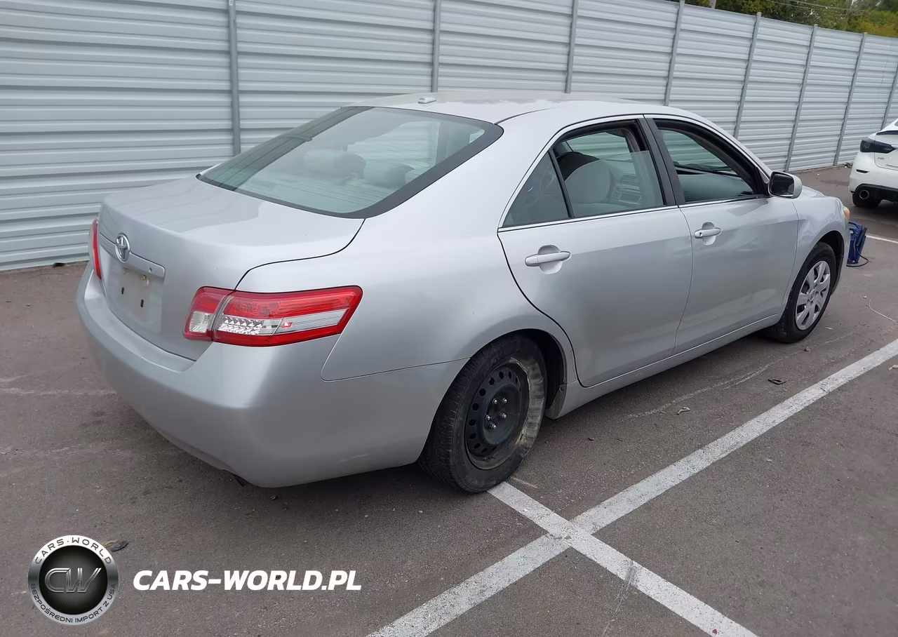 2010 Toyota Camry VIN:4T1BF3EK7AU051987 - 4