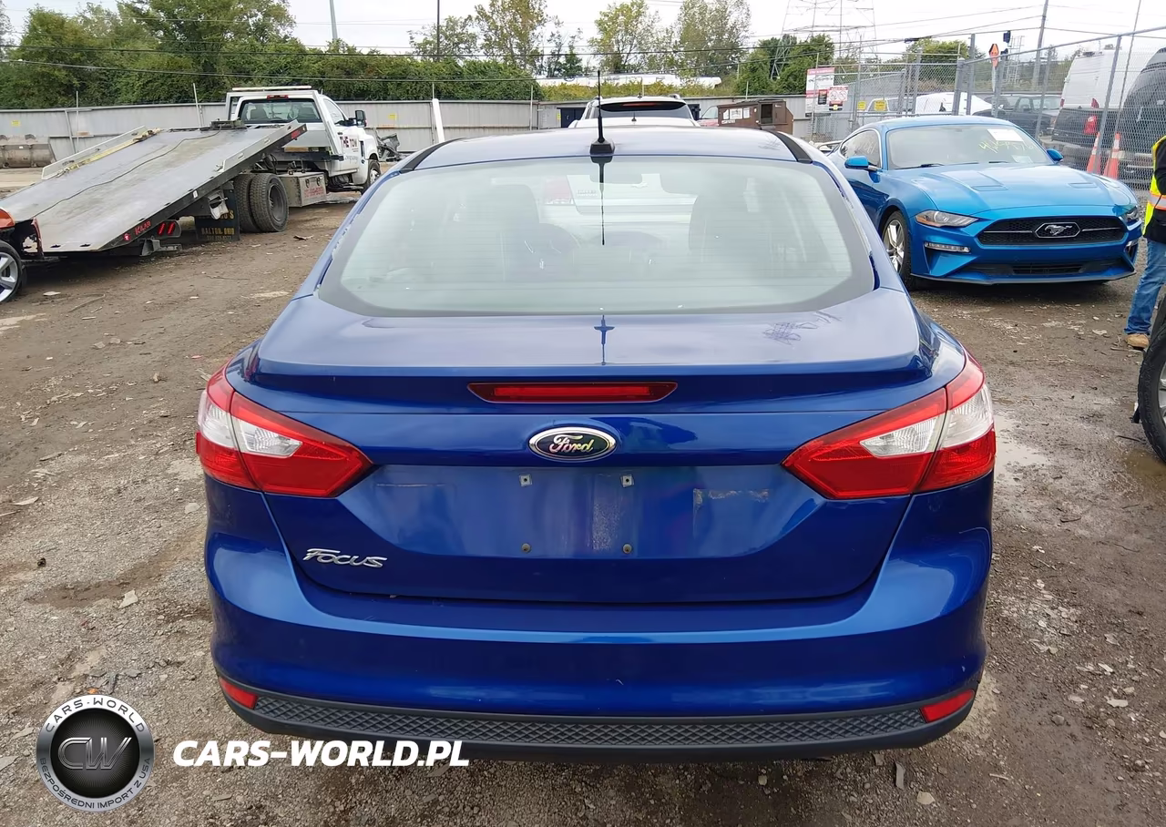 2012 Ford Focus S VIN:1FAHP3E2XCL220944 - 17