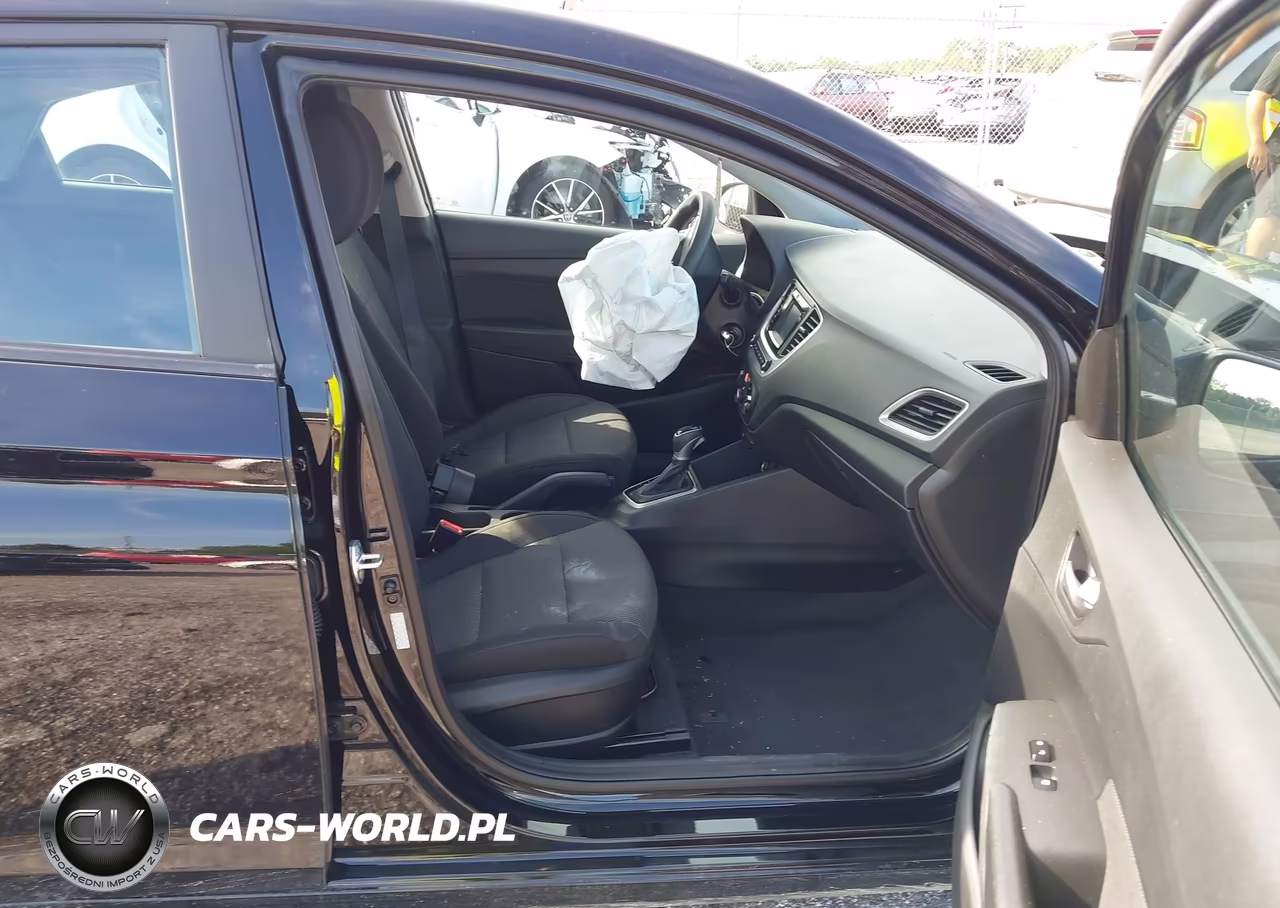 2022 Hyundai Accent Se VIN:3KPC24A65NE174064 - 5