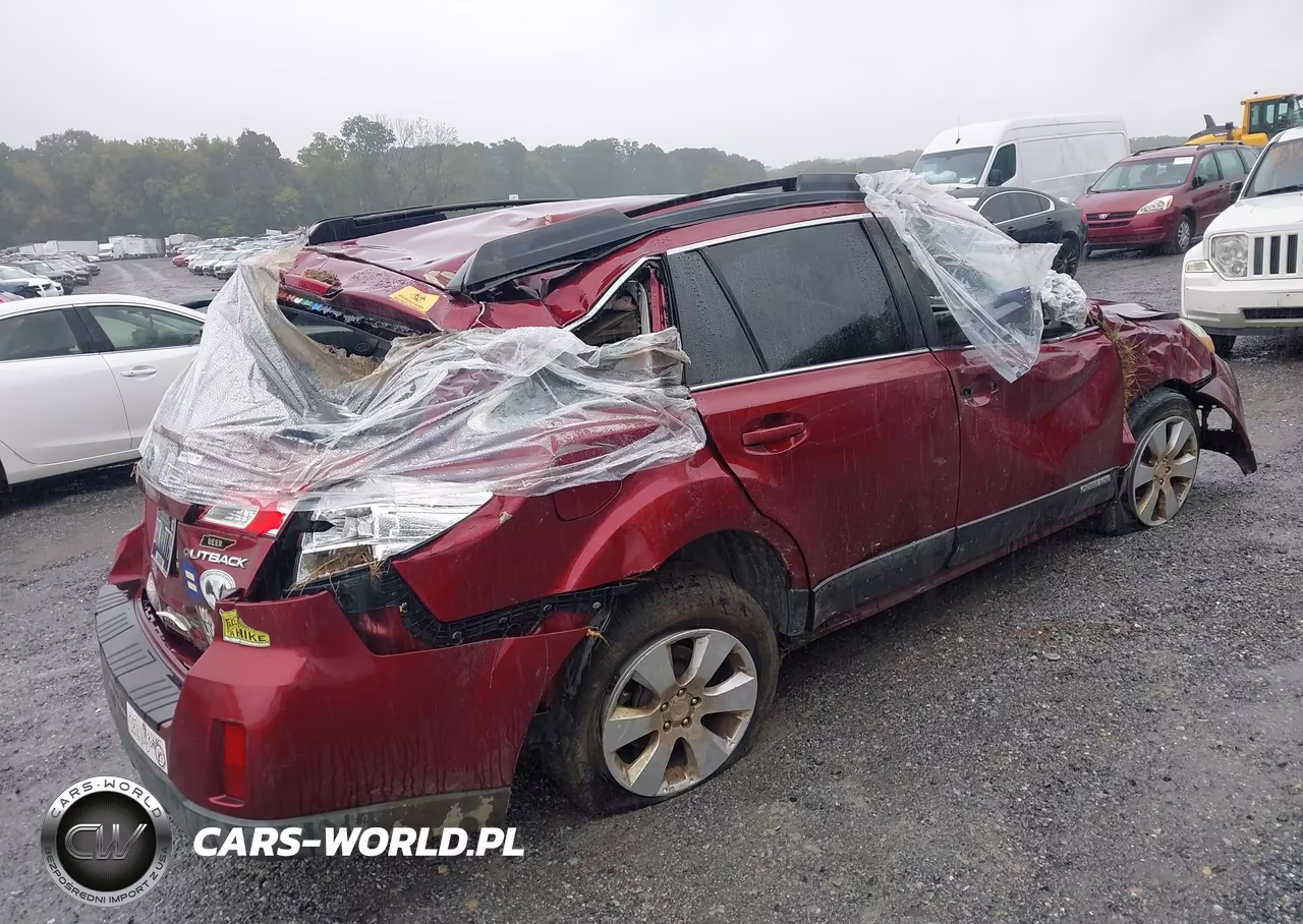 2011 Subaru Outback 2.5I Premium VIN:4S4BRCCC7B3355508 - 4