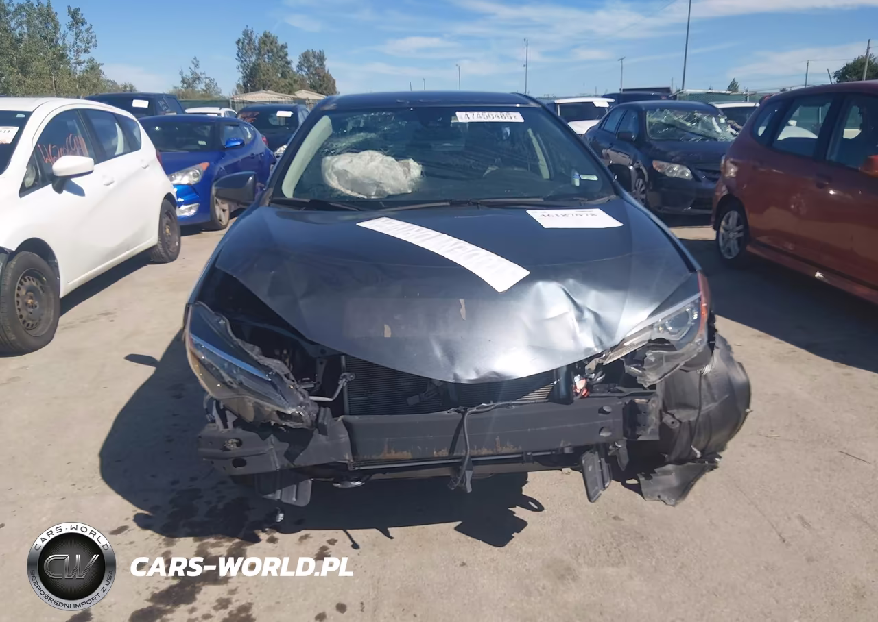 2019 Toyota Corolla Le VIN:2T1BURHEXKC186169 - 12