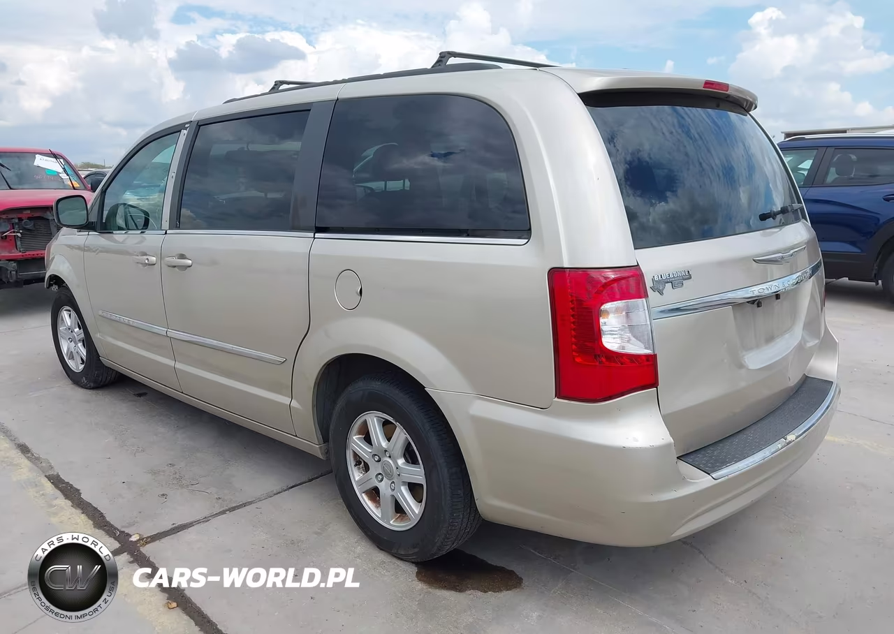 2013 Chrysler Town & Country Touring VIN:2C4RC1BG7DR519430 - 3