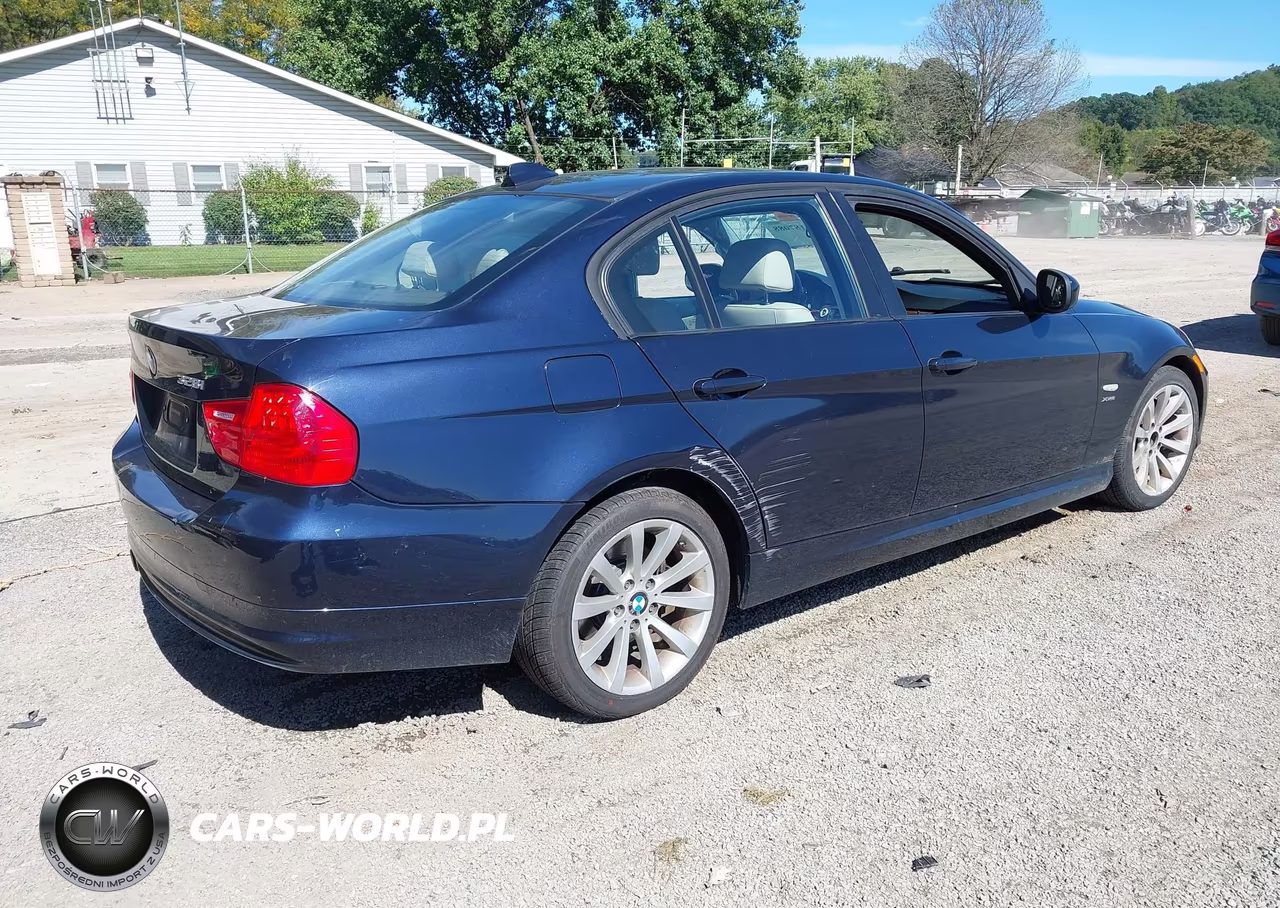 2009 BMW 3 Series 328I xDrive VIN:WBAPK73599A455474 - 4