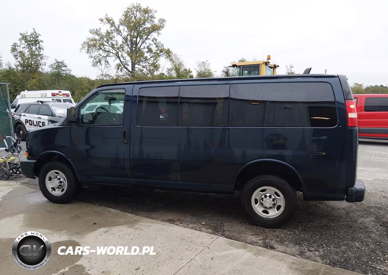 2015 Chevrolet Express Passenger Ls VIN:1GAWGPFF5F1281427 - 19