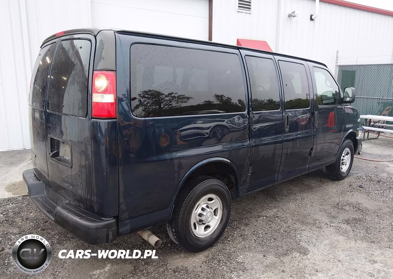 2015 Chevrolet Express Passenger Ls VIN:1GAWGPFF5F1281427 - 4