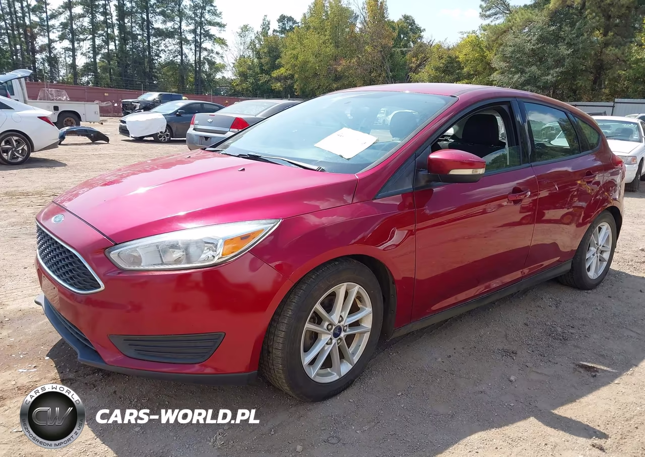 2017 Ford Focus Se VIN:1FADP3K26HL210518 - 2