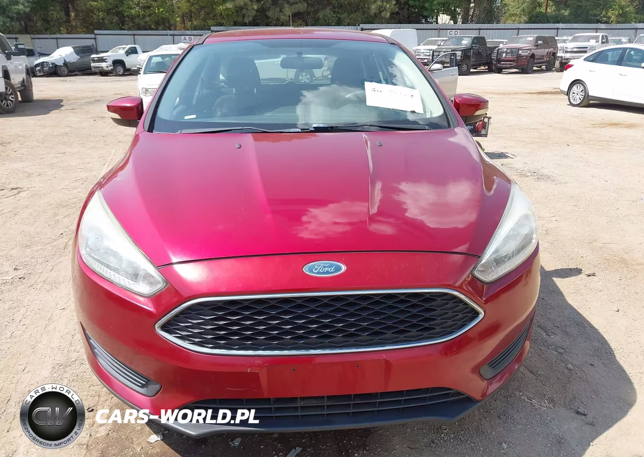 2017 Ford Focus Se VIN:1FADP3K26HL210518 - 6