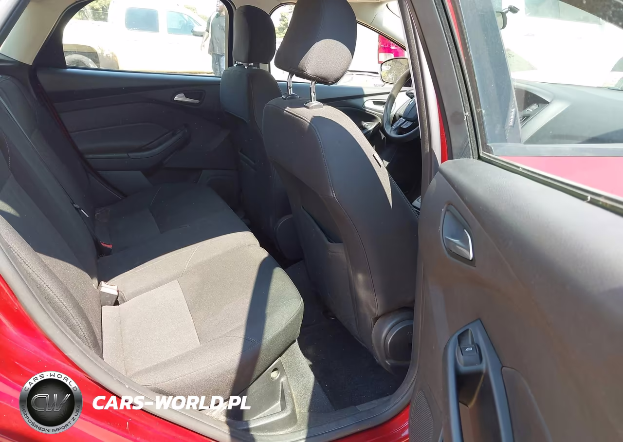 2017 Ford Focus Se VIN:1FADP3K26HL210518 - 8