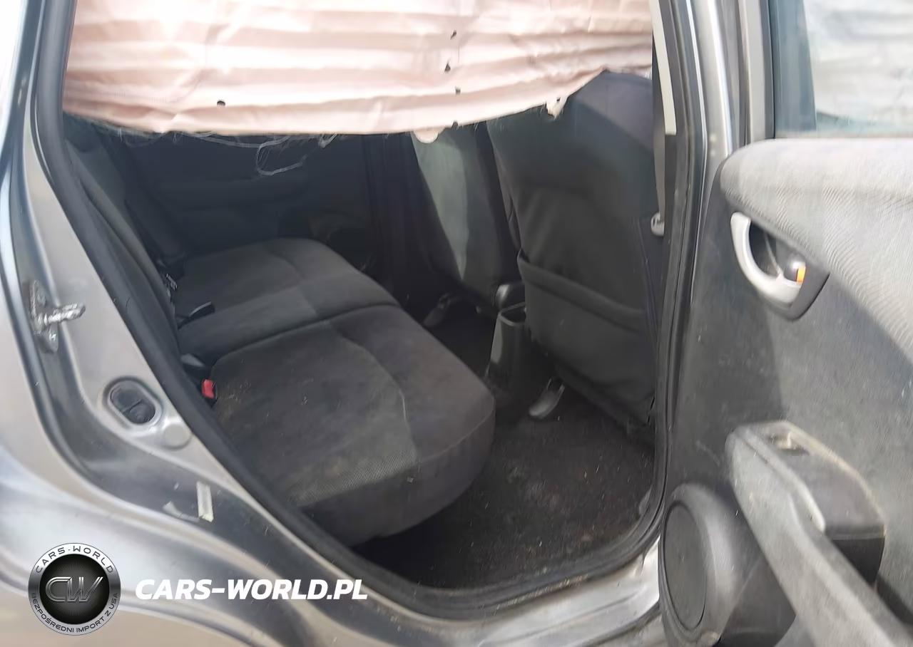 2010 Honda Fit Sport VIN:JHMGE8G45AC002154 - 8