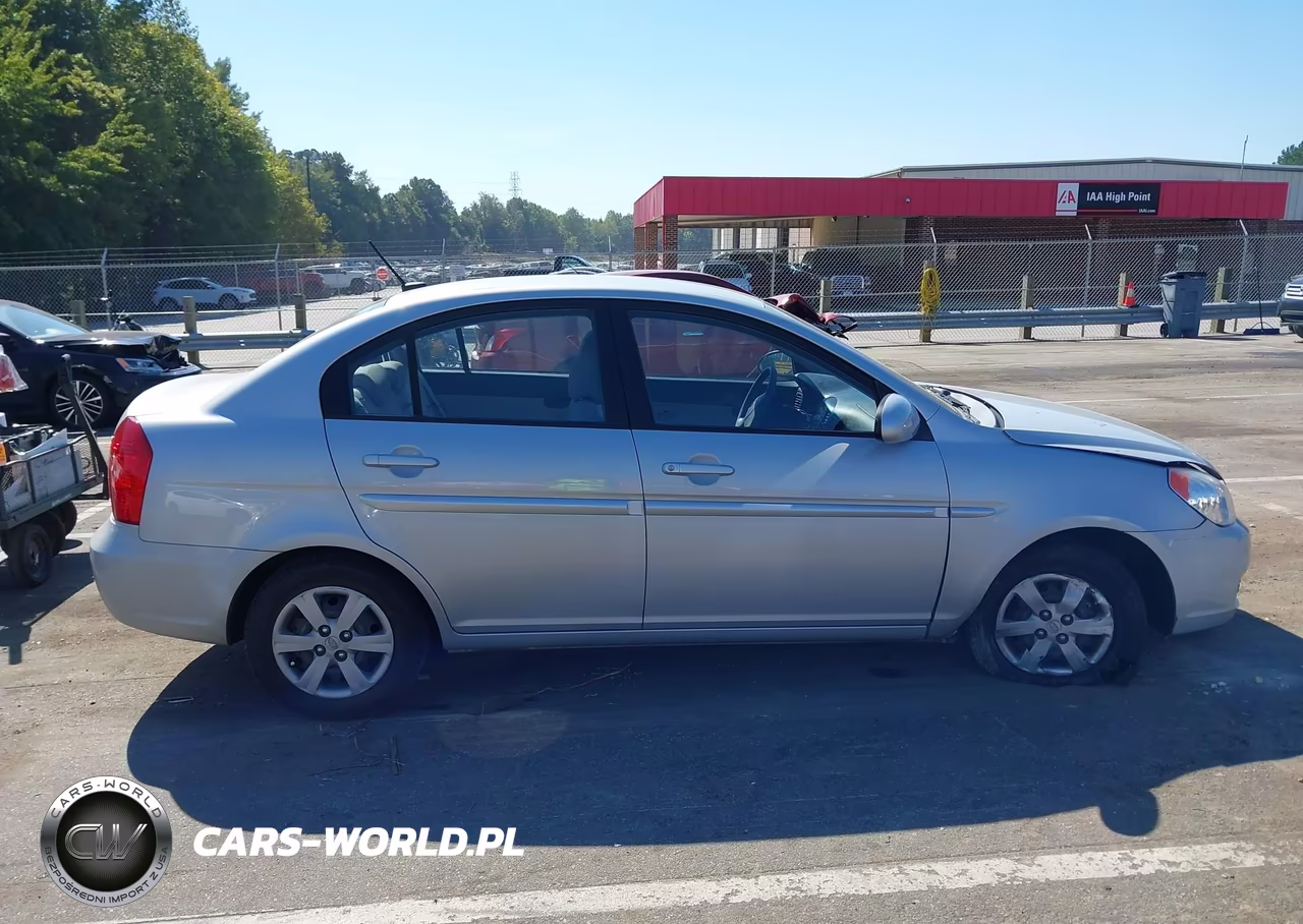 2008 Hyundai Accent Gls VIN:KMHCN46C98U261201 - 13